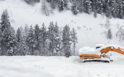 Extreme Weather and Temperatures at Work: What UK Legislation Says About Safety